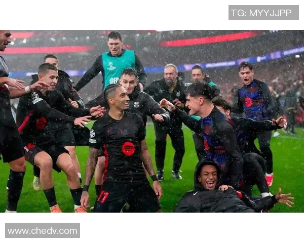 中超精彩对决本菲卡与马竞上演惊天逆转平局引发全场热烈反响